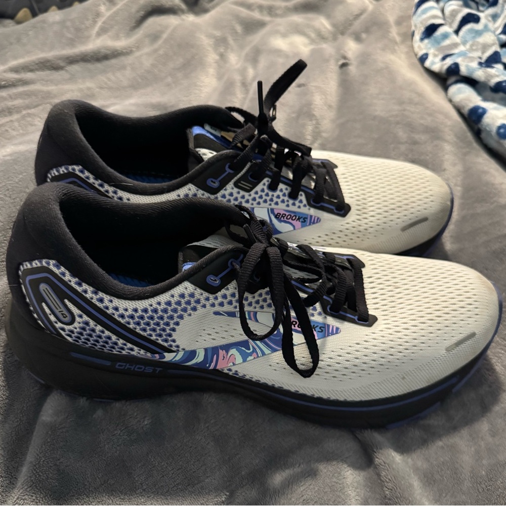 Men’s Brooks’s Ghost 14 Running Shoes